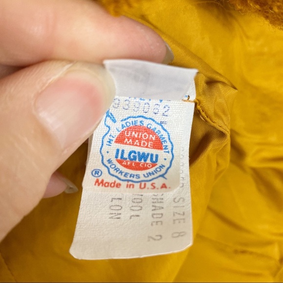 VINTAGE NIPON BOUTIQUE Mustard Wool Boucle Blazer - Picture 12 of 14